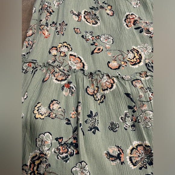 Maurice’s sage Floral Dress- size small - Picture 2 of 6